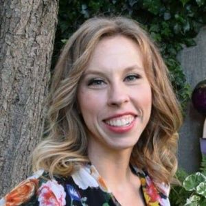 Meet your Posher, Estee